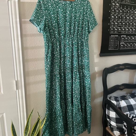 NWT green dress 3x floral plus size tiered summer maxi 18 20 - Picture 4 of 8